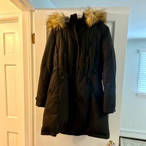 Vince Camuto Women’s Black Parka Size Large
